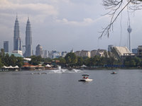 Titiwangsa [ 4 images ]